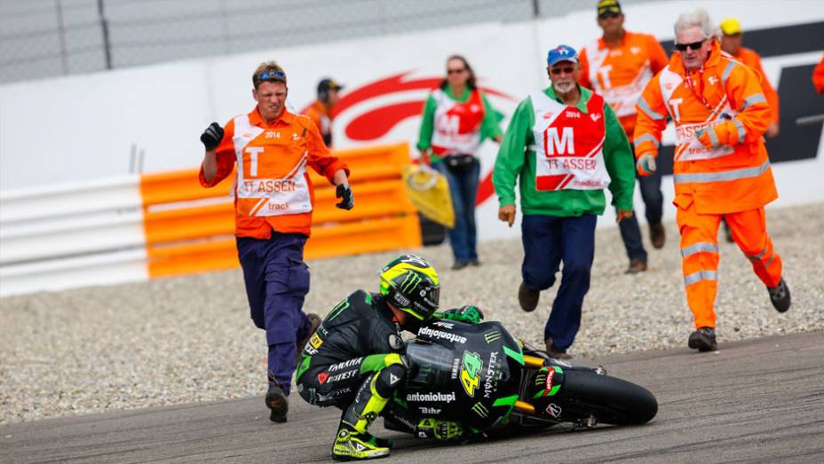 E algumas quedas também, como a de Pol Espargaro | <a href="https://preprod.quatrorodas.abril.com.br/moto/noticias/pela-oitava-vez-consecutiva-vitoria-marquez-motogp-787522.shtml" rel="migration">Leia mais</a>