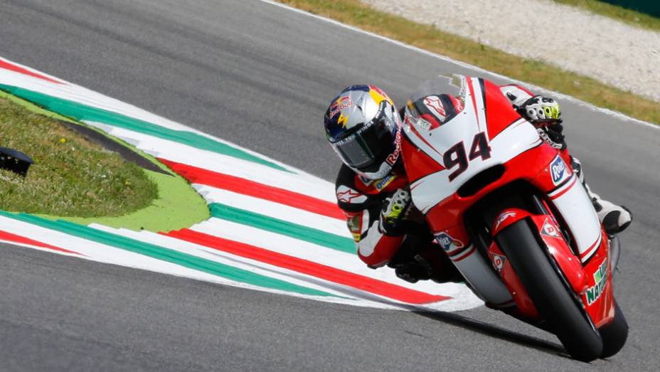 Jonas Folger | <a href="https://preprod.quatrorodas.abril.com.br/moto/noticias/marc-marquez-mantem-regularidade-pole-mugello-784738.shtml" rel="migration">Leia mais</a>