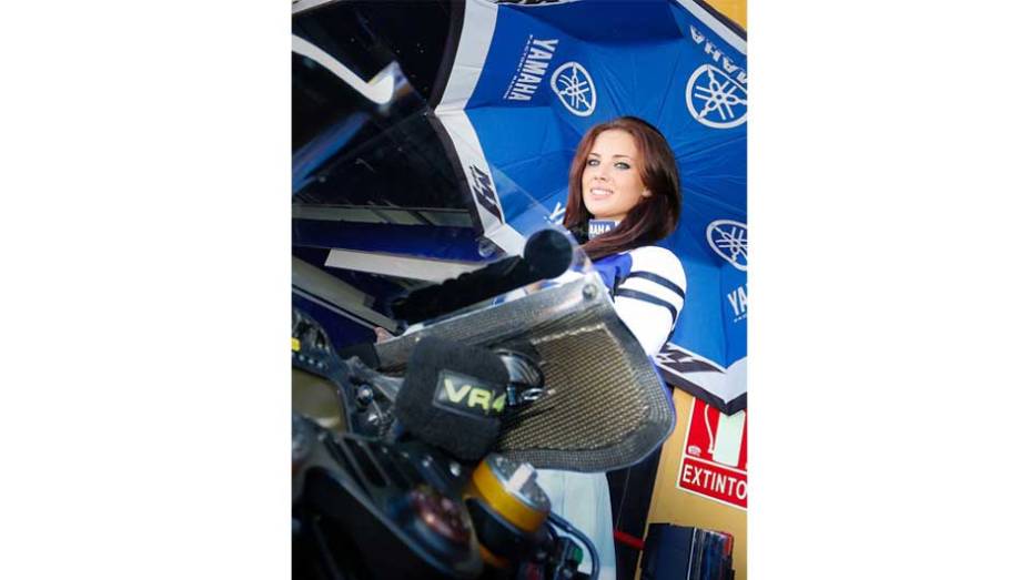 Veja as belas Garotas da MotoGP - Valencia | <a href="https://preprod.quatrorodas.abril.com.br/moto/noticias/lorenzo-vence-nao-impede-titulo-marquez-759873.shtml" rel="migration">Leia mais</a>