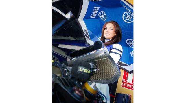 Veja as belas Garotas da MotoGP - Valencia | <a href="https://preprod.quatrorodas.abril.com.br/moto/noticias/lorenzo-vence-nao-impede-titulo-marquez-759873.shtml" rel="migration">Leia mais</a> Veja as belas Garotas da MotoGP - Valencia | <a href="https://preprod.quatrorodas.abril.com.br/moto/noticias/lorenzo-vence-nao-impede-titulo-marquez-759873.shtml" rel="migration">Leia mais</a>