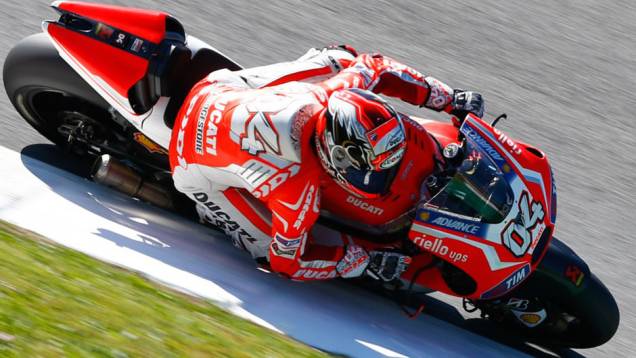 Andrea Dovizioso da Ducati | <a href="https://preprod.quatrorodas.abril.com.br/moto/noticias/marquez-bate-lorenzo-briga-acirrada-garante-sexta-vitoria-784758.shtml" rel="migration">Leia mais</a> Andrea Dovizioso da Ducati | <a href="https://preprod.quatrorodas.abril.com.br/moto/noticias/marquez-bate-lorenzo-briga-acirrada-garante-sexta-vitoria-784758.shtml" rel="migration">Leia mais</a>
