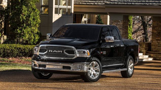Picape Ram Lamarie Limited Edition se destaca pela visual luxuoso e dianteira reestilizada | <a href="https://preprod.quatrorodas.abril.com.br/noticias/fabricantes/ram-divulga-picape-laramie-limited-edition-835720.shtml" rel="migration">Leia mais</a> Picape Ram Lamarie Limited Edition se destaca pela visual luxuoso e dianteira reestilizada | <a href="https://preprod.quatrorodas.abril.com.br/noticias/fabricantes/ram-divulga-picape-laramie-limited-edition-835720.shtml" rel="migration">Leia mais</a>