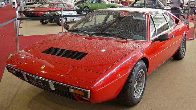 Ferrari Dino 308 GT4 Ferrari Dino 308 GT4