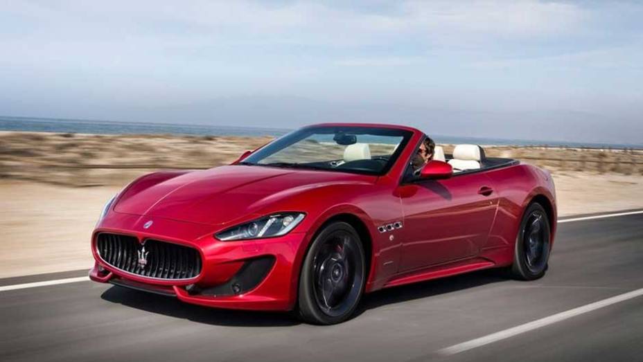 Maserati GranCabrio Sport: assim como a Ferrari 458 Italia, o modelo italiano será trazido para o Salão pelas mãos da Fiat | <a href="https://preprod.quatrorodas.abril.com.br/salao-do-automovel/2012/noticias/estande-fiat-tera-ferrari-458-italia-704925.shtml" rel="migration"></a>