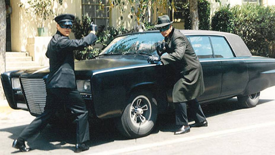 Lanterna Verde (1966-1967) - O herói guiava um inusitado Imperial Crown customizado. Era acompanhado por um expert em kung fu vivido por Bruce Lee, papel que o ajudou a deslanchar sua carreira. Lanterna Verde (1966-1967) - O herói guiava um inusitado Imperial Crown customizado. Era acompanhado por um expert em kung fu vivido por Bruce Lee, papel que o ajudou a deslanchar sua carreira.