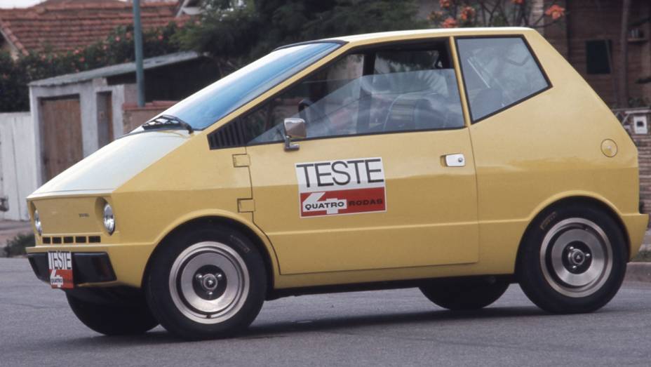 Ele não saiu da fase de protótipo, mas foi um dos destaques no Salão do Automóvel de 1974. Era equipado com um motor de dois cilindros e 30 cv e pesava meia tonelada