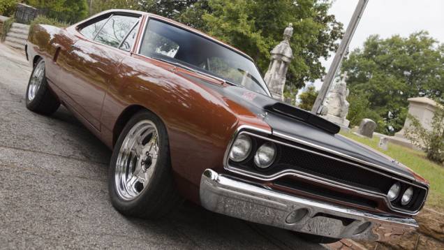 O muscle-car é usado para caçar o vilão Ian Shaw (Jason Statham) | <a href="https://preprod.quatrorodas.abril.com.br/galerias/especiais/gatas-velozes-furiosos-852096.shtml" target="_blank" rel="migration">7 gatas de Velozes 7</a> | <a href="https://preprod.quatrorodas.abril.com.br/blogs/planet" rel="migration"></a> O muscle-car é usado para caçar o vilão Ian Shaw (Jason Statham) | <a href="https://preprod.quatrorodas.abril.com.br/galerias/especiais/gatas-velozes-furiosos-852096.shtml" target="_blank" rel="migration">7 gatas de Velozes 7</a> | <a href="https://preprod.quatrorodas.abril.com.br/blogs/planet" rel="migration"></a>