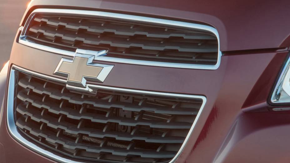 O motor do Tracker &eacute; o mesmo 1.8 Ecotec do Cruze, com at&eacute; 144 cv | <a href="https://preprod.quatrorodas.abril.com.br/carros/lancamentos/novo-chevrolet-tracker-755811.shtml" rel="migration">Leia mais</a>