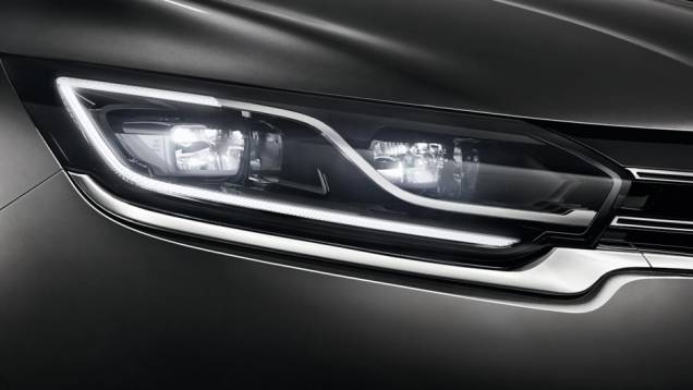 Luzes de LED diurnas e, no total, 250 kg menos do que o modelo anterior, são alguns destaques do novo Espace | <a href="https://preprod.quatrorodas.abril.com.br/noticias/saloes/paris-2014/novo-espace-chega-cara-crossover-802372.shtml" rel="migration">Leia mais</a> Luzes de LED diurnas e, no total, 250 kg menos do que o modelo anterior, são alguns destaques do novo Espace | <a href="https://preprod.quatrorodas.abril.com.br/noticias/saloes/paris-2014/novo-espace-chega-cara-crossover-802372.shtml" rel="migration">Leia mais</a>