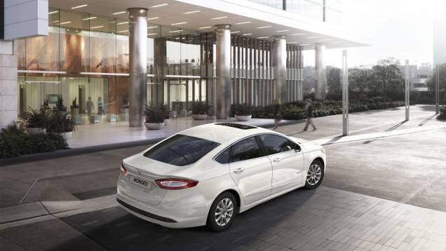 De carroceria, o carro terá opções hatch, sedã e perua | <a href="https://preprod.quatrorodas.abril.com.br/noticias/saloes/paris-2014/ford-mostra-mondeo-europeu-salao-paris-804106.shtml" rel="migration">Leia mais</a> De carroceria, o carro terá opções hatch, sedã e perua | <a href="https://preprod.quatrorodas.abril.com.br/noticias/saloes/paris-2014/ford-mostra-mondeo-europeu-salao-paris-804106.shtml" rel="migration">Leia mais</a>