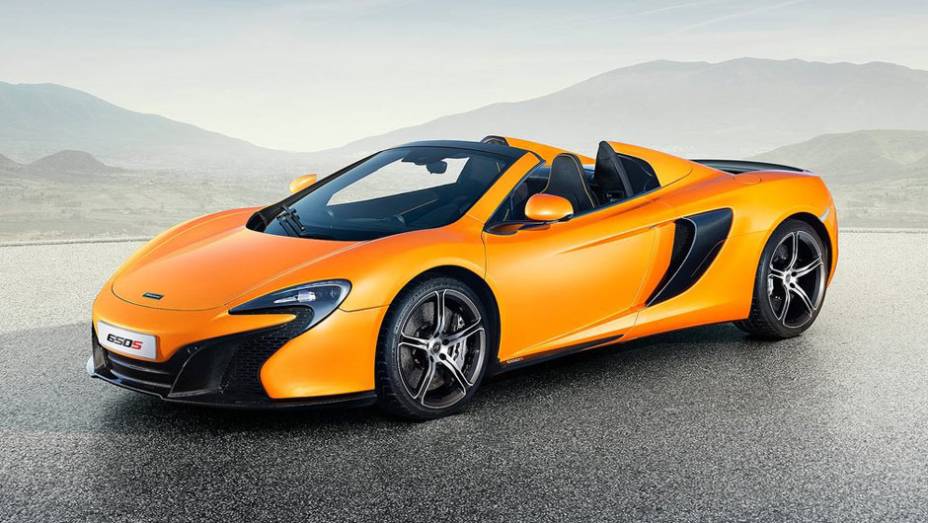 O 650S Spider tem uma capota elétrica que se recolhe em apenas 17 segundos | <a href="https://preprod.quatrorodas.abril.com.br/noticias/saloes/genebra-2014/mclaren-revela-650s-spider-775286.shtml" rel="migration">Leia mais</a>