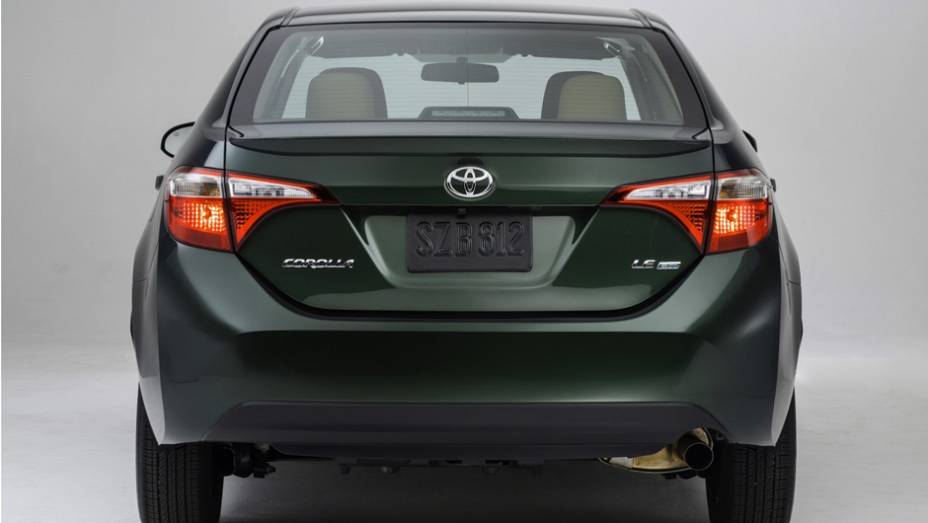 Já por aqui os motores devem ser os mesmos utilizados na geração atual | <a href="https://preprod.quatrorodas.abril.com.br/noticias/fabricantes/toyota-mostra-novo-corolla-743409.shtml" rel="migration">Leia mais</a> | <a href="https://preprod.quatrorodas.abril.com.br/galerias/toyota/coroll" rel="migration"></a>
