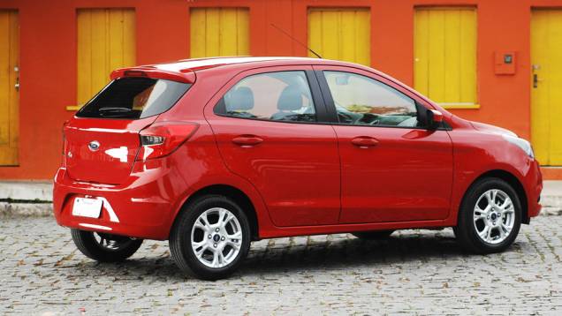 Inicialmente, em setembro, o Ka chega apenas com motor 1.0 de três cilindros (chegando a 85 cv com etanol) | <a href="https://preprod.quatrorodas.abril.com.br/carros/lancamentos/ford-ka-794793.shtml" rel="migration">Leia mais</a> Inicialmente, em setembro, o Ka chega apenas com motor 1.0 de três cilindros (chegando a 85 cv com etanol) | <a href="https://preprod.quatrorodas.abril.com.br/carros/lancamentos/ford-ka-794793.shtml" rel="migration">Leia mais</a>