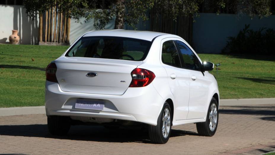 Ford Ka+ ganha motor 1.0 em outubro | <a href="https://preprod.quatrorodas.abril.com.br/carros/lancamentos/ford-ka-794793.shtml" rel="migration">Leia mais</a>