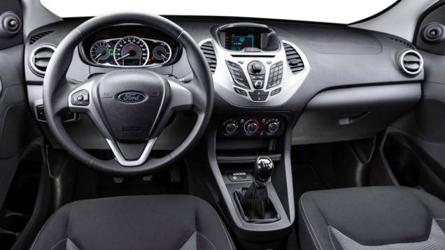 Detalhe do interior | <a href="https://preprod.quatrorodas.abril.com.br/carros/lancamentos/ford-ka-794793.shtml" rel="migration">Leia mais</a> Detalhe do interior | <a href="https://preprod.quatrorodas.abril.com.br/carros/lancamentos/ford-ka-794793.shtml" rel="migration">Leia mais</a>