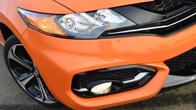 Se os faróis lembram o Civic convencional, o para-choque é exclusivo do cupê | <a href="https://preprod.quatrorodas.abril.com.br/carros/lancamentos/honda-civic-si-805295.shtml" rel="migration">Leia mais</a> Se os faróis lembram o Civic convencional, o para-choque é exclusivo do cupê | <a href="https://preprod.quatrorodas.abril.com.br/carros/lancamentos/honda-civic-si-805295.shtml" rel="migration">Leia mais</a>