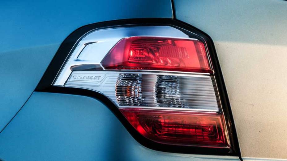 As lanternas agora s&atilde;o transl&uacute;cidas | <a href="https://preprod.quatrorodas.abril.com.br/carros/lancamentos/chevrolet-agile-2014-756376.shtml" rel="migration">Leia mais</a>