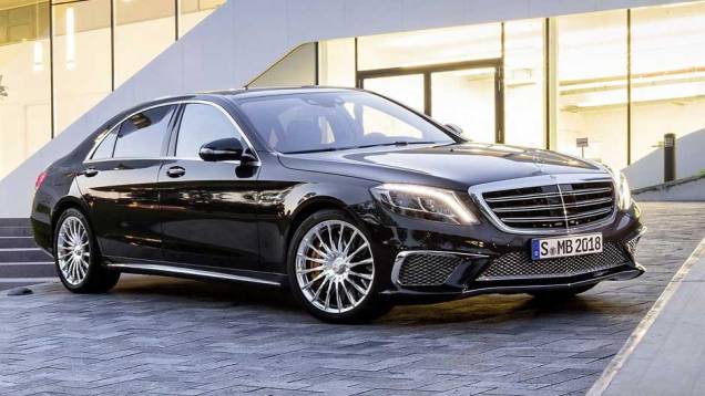 Elegante ao extremo, o sedã esconde uma usina de 630 cv sob o capô | <a href="https://preprod.quatrorodas.abril.com.br/carros/lancamentos//mercedes-benz-s65-amg-759711.shtml" rel="migration">Leia mais</a> Elegante ao extremo, o sedã esconde uma usina de 630 cv sob o capô | <a href="https://preprod.quatrorodas.abril.com.br/carros/lancamentos//mercedes-benz-s65-amg-759711.shtml" rel="migration">Leia mais</a>