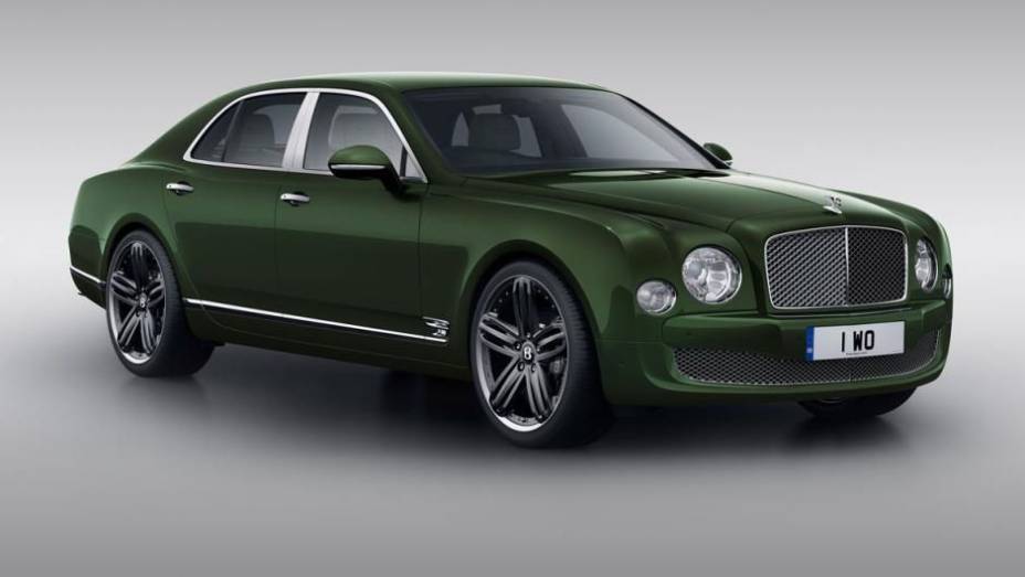 J&aacute; o Mulsanne tem pedais em alum&iacute;nio, suspens&atilde;o com ajuste esportivo... | <a href="https://preprod.quatrorodas.abril.com.br/noticias/fabricantes/bentley-apresenta-continental-gt-mulsanne-le-mans-edition-740938.shtml" rel="migration">Leia mais</a>