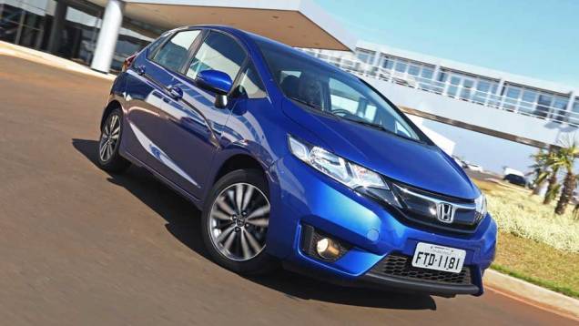 Sem grandes mudanças, a Honda lança a linha 2016 do Fit | <a href="https://preprod.quatrorodas.abril.com.br/noticias/fabricantes/honda-lanca-linha-2016-fit-874082.shtml" rel="migration">Leia mais</a> Sem grandes mudanças, a Honda lança a linha 2016 do Fit | <a href="https://preprod.quatrorodas.abril.com.br/noticias/fabricantes/honda-lanca-linha-2016-fit-874082.shtml" rel="migration">Leia mais</a>