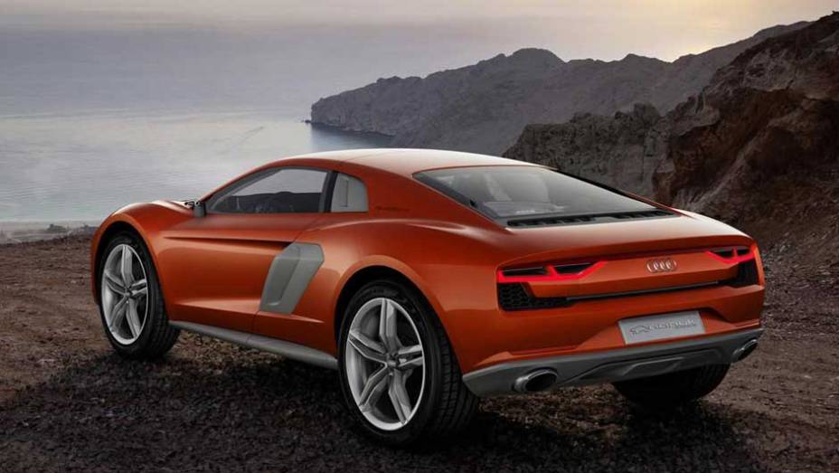 O carro é equipado com um motor V10 a diesel, que entrega 550 cv | <a href="https://preprod.quatrorodas.abril.com.br/saloes/frankfurt/2013/audi-nanuk-quattro-concept-753021.shtml" rel="migration">Leia mais</a>