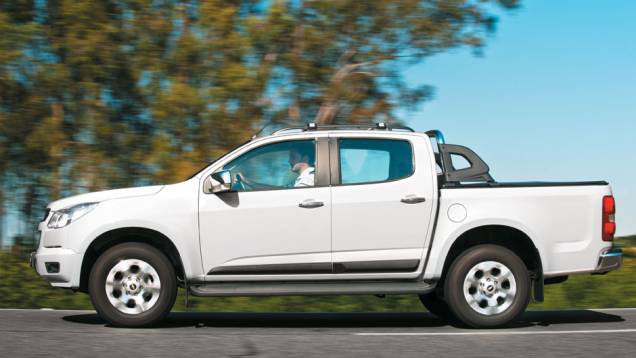 Prazo de garantia foi ampliado de dois para três anos de cobertura. | <a href="https://preprod.quatrorodas.abril.com.br/carros/testes/chevrolet-s10-681120.shtml" rel="migration">Leia mais</a> Prazo de garantia foi ampliado de dois para três anos de cobertura. | <a href="https://preprod.quatrorodas.abril.com.br/carros/testes/chevrolet-s10-681120.shtml" rel="migration">Leia mais</a>