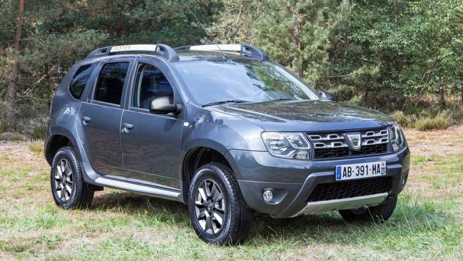 O visual do novo Duster j&aacute; havia sido antecipado pela Renault (dona da Dacia) no conceito D-Cross, mostrado no Sal&atilde;o de S&atilde;o Paulo | <a href="https://preprod.quatrorodas.abril.com.br/saloes/frankfurt/2013/duster-753168.shtml" rel="migration">Leia mais</a>