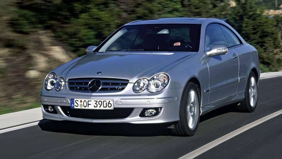 Mercedes-Benz CLK: meio de transporte de Katherine Kavanagh, melhor amiga de Ana