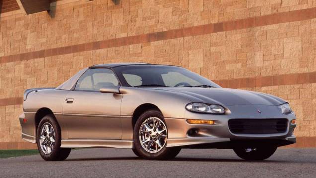 Chevrolet Camaro: carro de Jack Hyde, chefe de Ana na trama | <a href="https://preprod.quatrorodas.abril.com.br/noticias/entretenimento/galeria-fotos-mostra-carros-50-tons-cinza-834960.shtml" rel="migration">Leia mais</a> Chevrolet Camaro: carro de Jack Hyde, chefe de Ana na trama | <a href="https://preprod.quatrorodas.abril.com.br/noticias/entretenimento/galeria-fotos-mostra-carros-50-tons-cinza-834960.shtml" rel="migration">Leia mais</a>