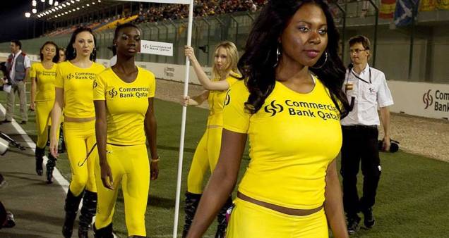 Garotas embelezam o GP do Qatar Garotas embelezam o GP do Qatar