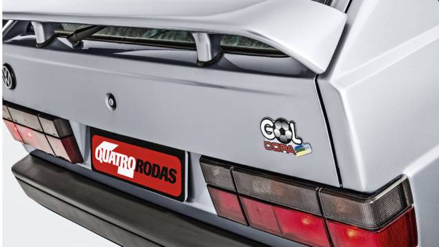 Só o adesivo na traseira remetia à versão especial | <a href="https://preprod.quatrorodas.abril.com.br/carros/classicos-brasileiros/volkswagen-gol-copa-790738.shtml" rel="migration">Leia mais</a> Só o adesivo na traseira remetia à versão especial | <a href="https://preprod.quatrorodas.abril.com.br/carros/classicos-brasileiros/volkswagen-gol-copa-790738.shtml" rel="migration">Leia mais</a>
