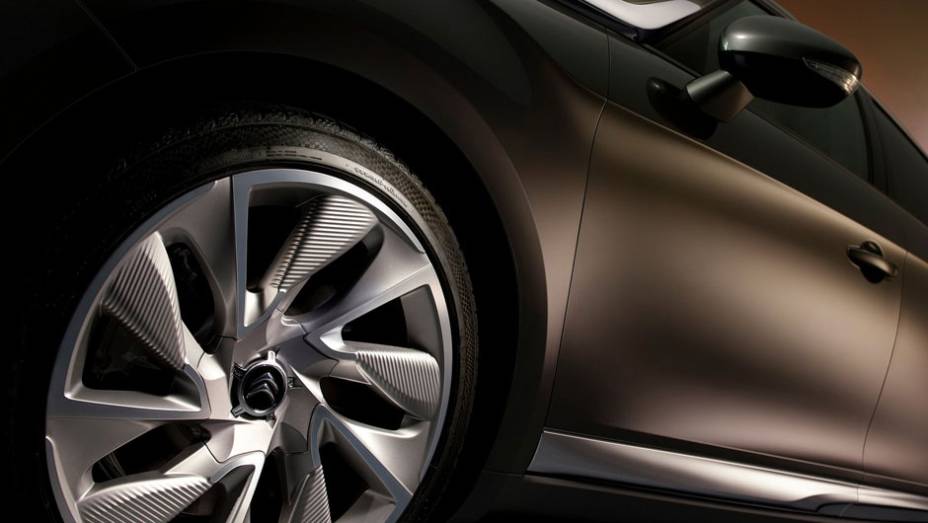 Citro&euml;n DS5 | <a href="https://preprod.quatrorodas.abril.com.br/salao-do-automovel/2012/carros/ds5-703947.shtml" rel="migration">Leia mais</a>