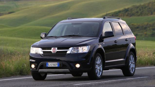 Sinal dos tempos: crossover projetado pela Dodge ganha cidadania italiana Sinal dos tempos: crossover projetado pela Dodge ganha cidadania italiana