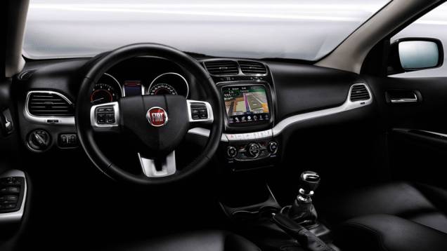 Sinal dos tempos: crossover projetado pela Dodge ganha cidadania italiana Sinal dos tempos: crossover projetado pela Dodge ganha cidadania italiana