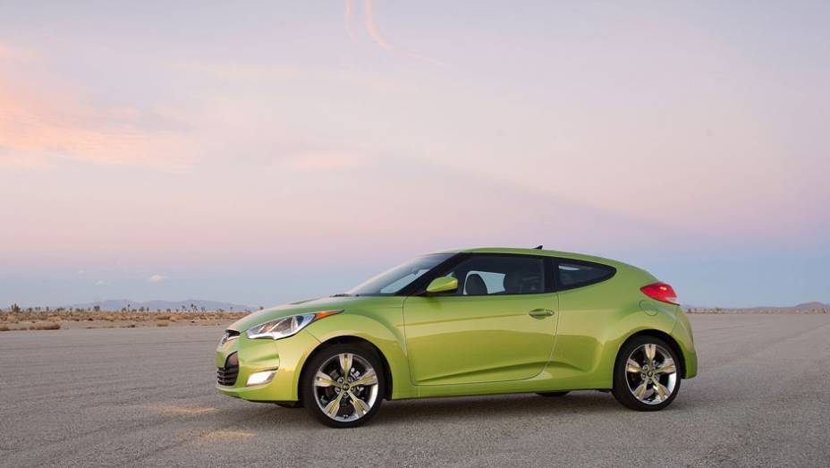 Seu lan&ccedil;amento aconteceu no Sal&atilde;o de Detroit, em janeiro | <a href="https://preprod.quatrorodas.abril.com.br/carros/lancamentos/hyundai-veloster-641581.shtml" rel="migration">Leia mais</a>