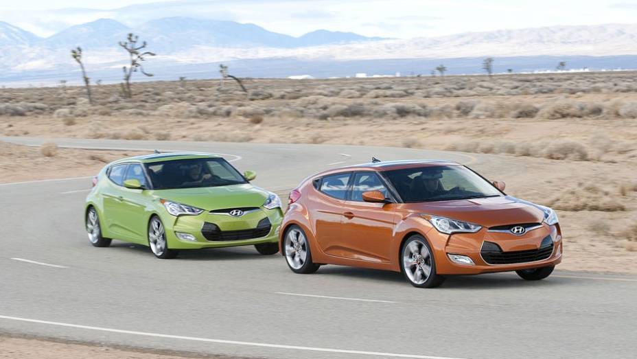 Hatch foi pensado para motoristas com esp&iacute;rito esportivo | <a href="https://preprod.quatrorodas.abril.com.br/carros/lancamentos/hyundai-veloster-641581.shtml" rel="migration">Leia mais</a>