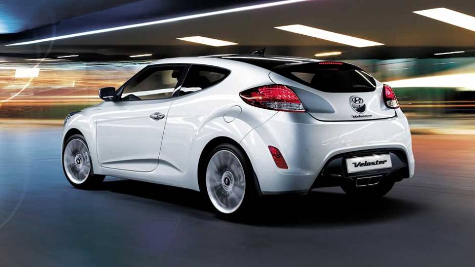 <a href="https://preprod.quatrorodas.abril.com.br/carros/lancamentos/hyundai-veloster-641581.shtml" rel="migration">Leia mais</a>