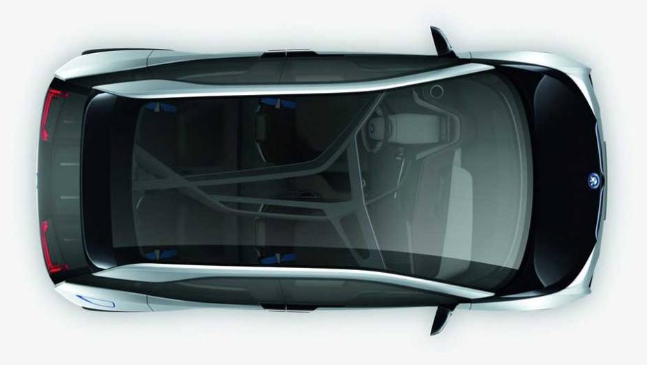 Compacto de quatro lugares, modelo inaugura a submarca de ve&iacute;culos el&eacute;tricos da BMW. <a href="https://preprod.quatrorodas.abril.com.br/noticias/sustentabilidade-bmw-revela-detalhes-divisao-eletrica-i-natali-chiconi-297169_p.shtml" rel="migration">Leia mais</a>