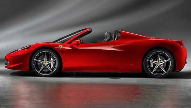 Teto rígido retrátil demora 14 segundos para ser recolhido | <a href="https://preprod.quatrorodas.abril.com.br/noticias/ferrari-revela-detalhes-458-italia-spider-299554_p.shtml" rel="migration">Leia mais</a> Teto rígido retrátil demora 14 segundos para ser recolhido | <a href="https://preprod.quatrorodas.abril.com.br/noticias/ferrari-revela-detalhes-458-italia-spider-299554_p.shtml" rel="migration">Leia mais</a>