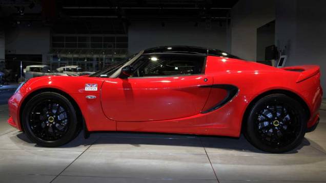 Novo motor também reduz o consumo de combustível Novo motor também reduz o consumo de combustível