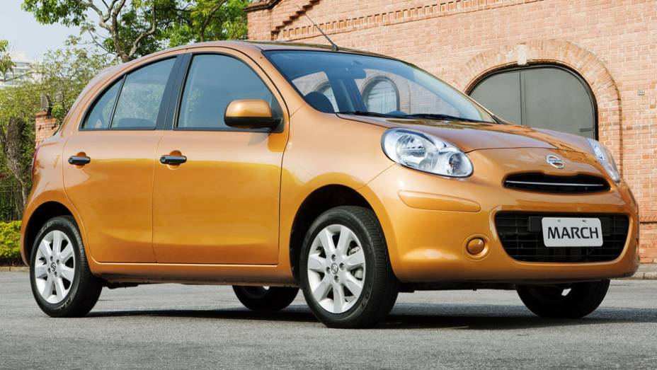 Valores do March v&atilde;o de R$ 27.790 a R$ 39.990 <a href="https://preprod.quatrorodas.abril.com.br/carros/lancamentos/nissan-march-640874.shtml" rel="migration">Leia mais</a>