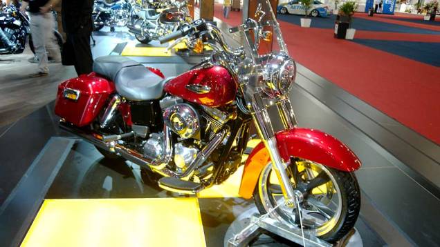 Saddlebags são rígidas e na cor da moto | <a href="https://preprod.quatrorodas.abril.com.br/moto/noticias/harley-davidson-lanca-switchback-642198.shtml" rel="migration">Leia mais</a> Saddlebags são rígidas e na cor da moto | <a href="https://preprod.quatrorodas.abril.com.br/moto/noticias/harley-davidson-lanca-switchback-642198.shtml" rel="migration">Leia mais</a>