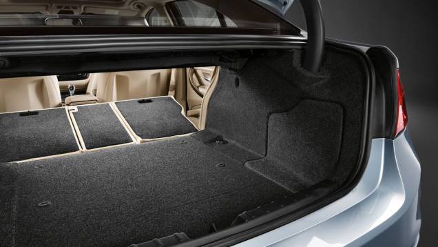 <a href="https://preprod.quatrorodas.abril.com.br/carros/lancamentos/bmw-serie-3-643331.shtml" rel="migration">Leia Mais</a> <a href="https://preprod.quatrorodas.abril.com.br/carros/lancamentos/bmw-serie-3-643331.shtml" rel="migration">Leia Mais</a>