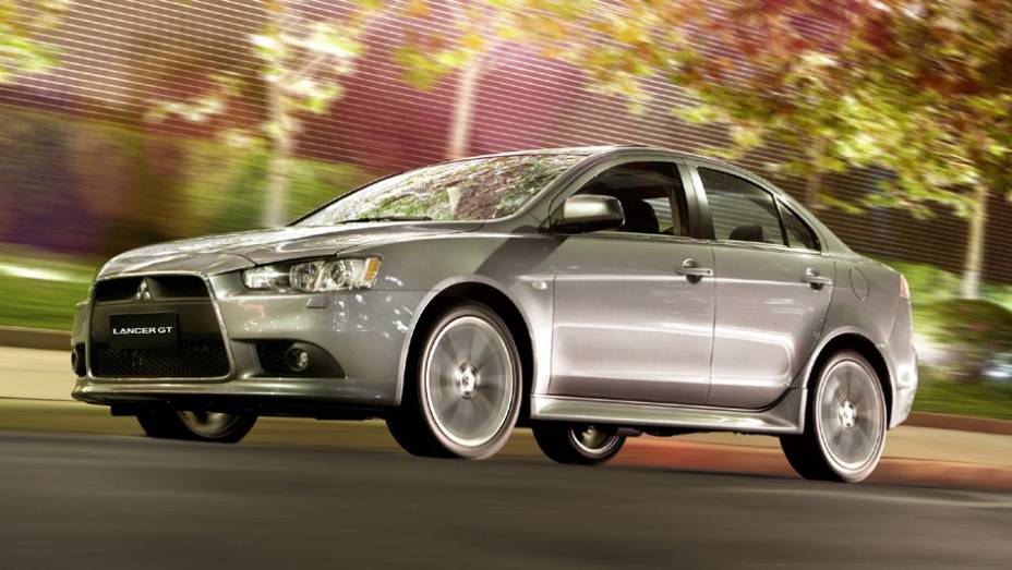 Sed&atilde; chega com pre&ccedil;o inicial de R$ 67.990 | <a href="https://preprod.quatrorodas.abril.com.br/carros/lancamentos/mitsubishi-lancer-644557.shtml" rel="migration">Leia mais</a>