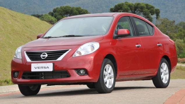 Com design controverso, o Versa aposta na relação custo/benefício | <a href="https://preprod.quatrorodas.abril.com.br/carros/lancamentos/nissan-versa-644769.shtml" rel="migration">Leia mais</a> Com design controverso, o Versa aposta na relação custo/benefício | <a href="https://preprod.quatrorodas.abril.com.br/carros/lancamentos/nissan-versa-644769.shtml" rel="migration">Leia mais</a>