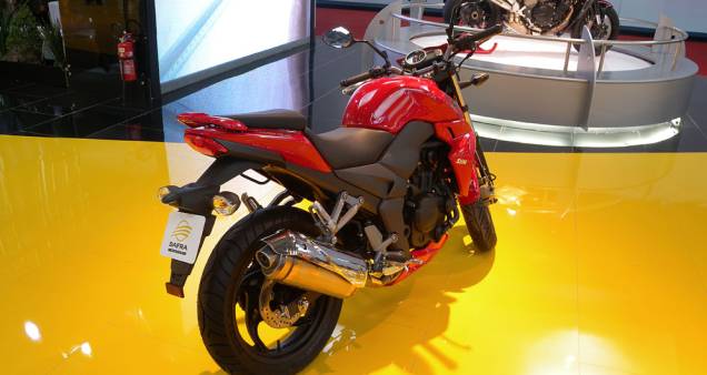 Motor monocilíndrico tem 24 cv de potência | <a href="https://preprod.quatrorodas.abril.com.br/moto/noticias/dafra-revela-next-250-salao-642151.shtml" rel="migration">Leia mais</a> Motor monocilíndrico tem 24 cv de potência | <a href="https://preprod.quatrorodas.abril.com.br/moto/noticias/dafra-revela-next-250-salao-642151.shtml" rel="migration">Leia mais</a>