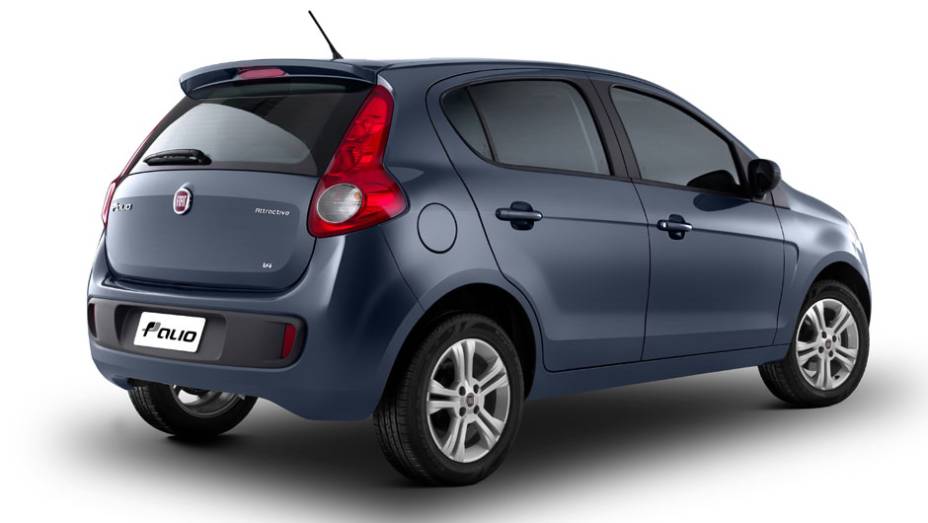 Lanternas agora invadem a área do vidro traseiro. <a href="https://preprod.quatrorodas.abril.com.br/carros/lancamentos/novo-fiat-palio-645462.shtml" rel="migration">Leia mais</a> Lanternas agora invadem a área do vidro traseiro. <a href="https://preprod.quatrorodas.abril.com.br/carros/lancamentos/novo-fiat-palio-645462.shtml" rel="migration">Leia mais</a>