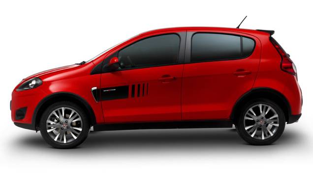 Saias laterais fazem parte do kit aerodinâmico... <a href="https://preprod.quatrorodas.abril.com.br/carros/lancamentos/novo-fiat-palio-645462.shtml" rel="migration">Leia mais</a> Saias laterais fazem parte do kit aerodinâmico... <a href="https://preprod.quatrorodas.abril.com.br/carros/lancamentos/novo-fiat-palio-645462.shtml" rel="migration">Leia mais</a>