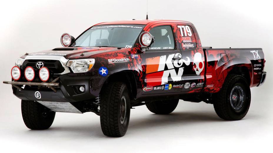 Toyota Tacoma by Long Beach Racers