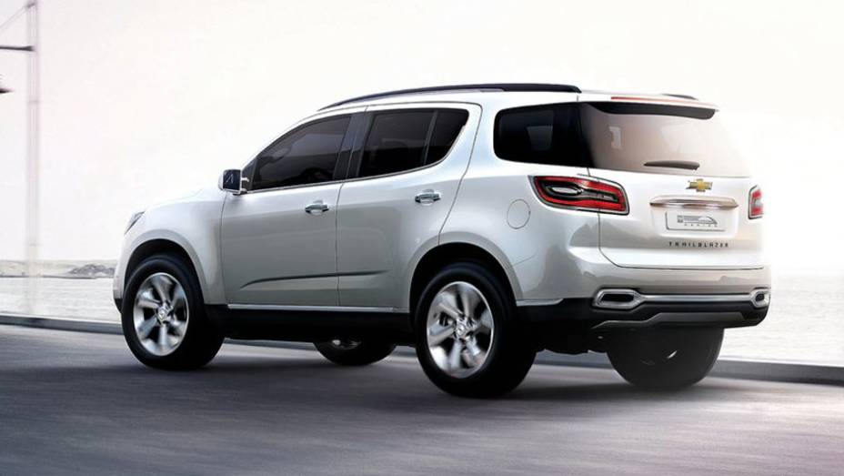 Carro tem espa&ccedil;o para sete ocupantes | <a href="https://preprod.quatrorodas.abril.com.br/noticias/gm-mostra-previa-nova-blazer-307053_p.shtml" rel="migration">Leia mais</a>